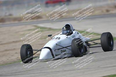 media/Oct-25-2025-CalClub SCCA (Sat) [[34c778dfbe]]/Group 5/Qualifying/